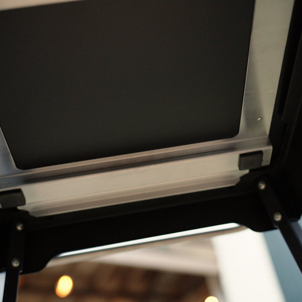 Unboxing your Vonken: Attaching the Frame